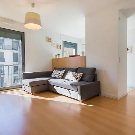 Charming In Center With Garage * Lisbon
