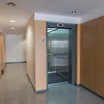 014 A - Charming In Center With Garage * Лиссабон